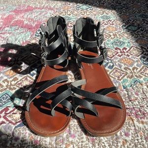 AEO Black Gladiator Sandals